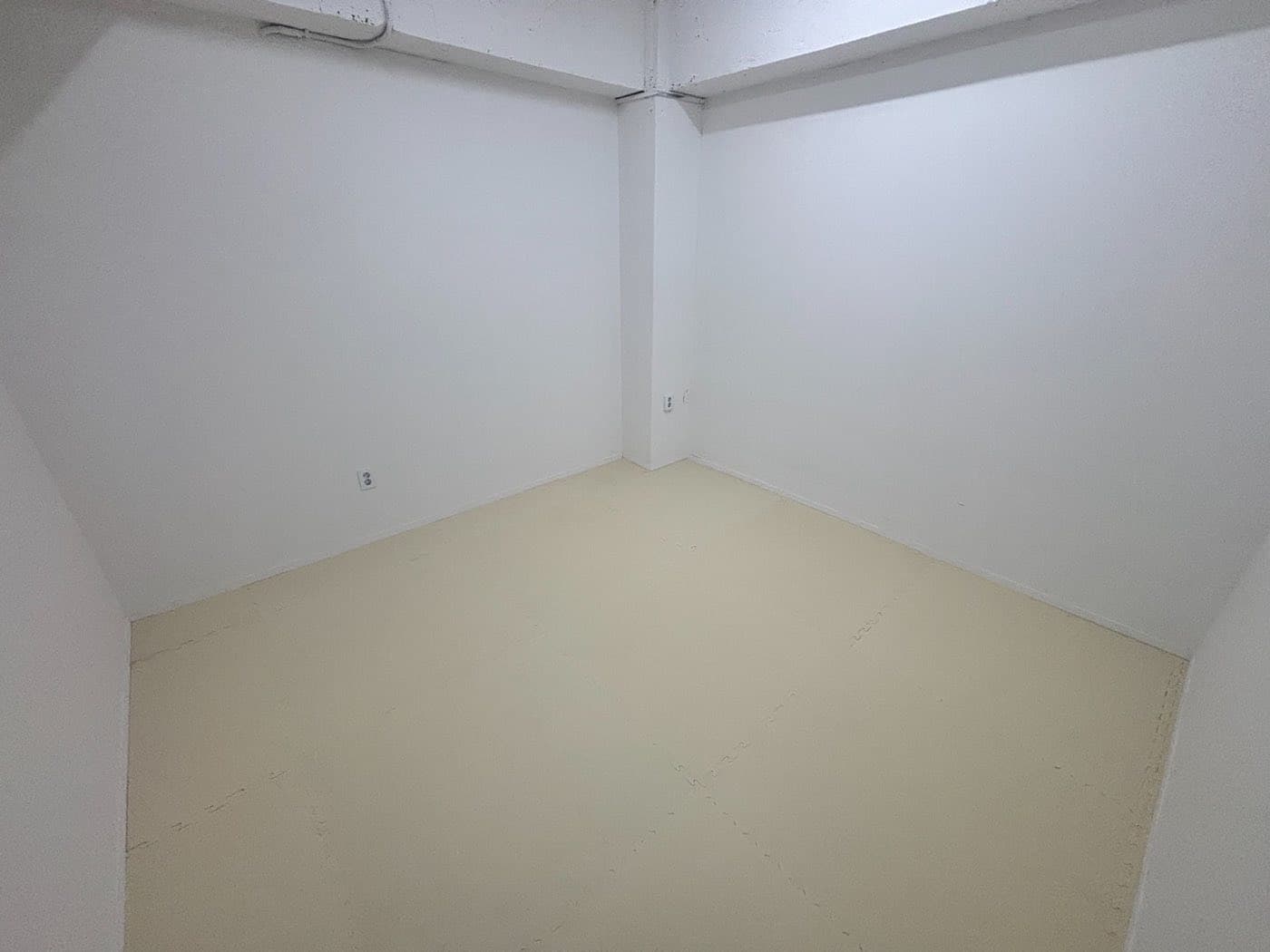 서울 심리상담센터 심리안정실 설치 전 공간